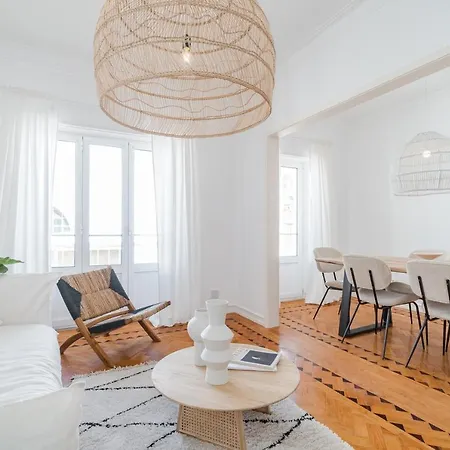 Apartamento Casa Boma - Sophisticated With Large Private Terrace - Campolide I