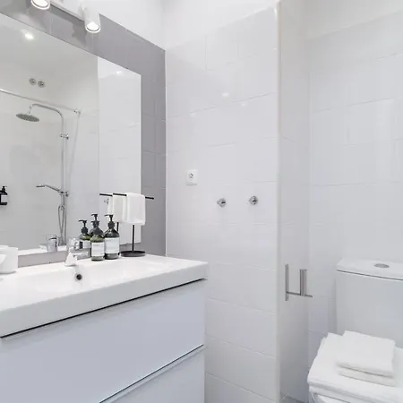 Apartment Casa Boma - Sophisticated With Large Private Terrace - Campolide I Lisbon